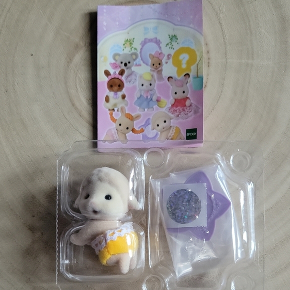 Calico Critters Baby Lamb Sean - Picture 7 of 7